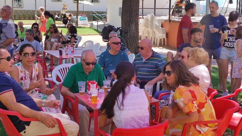 Villarrobledo celebra en Feria ambiente colectivo y artesano