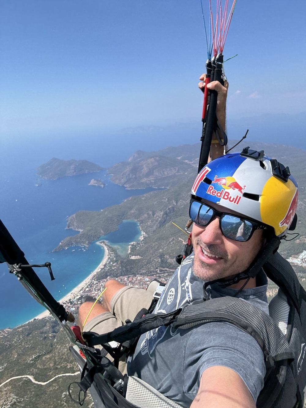 Horacio Llorens, en pleno vuelo.