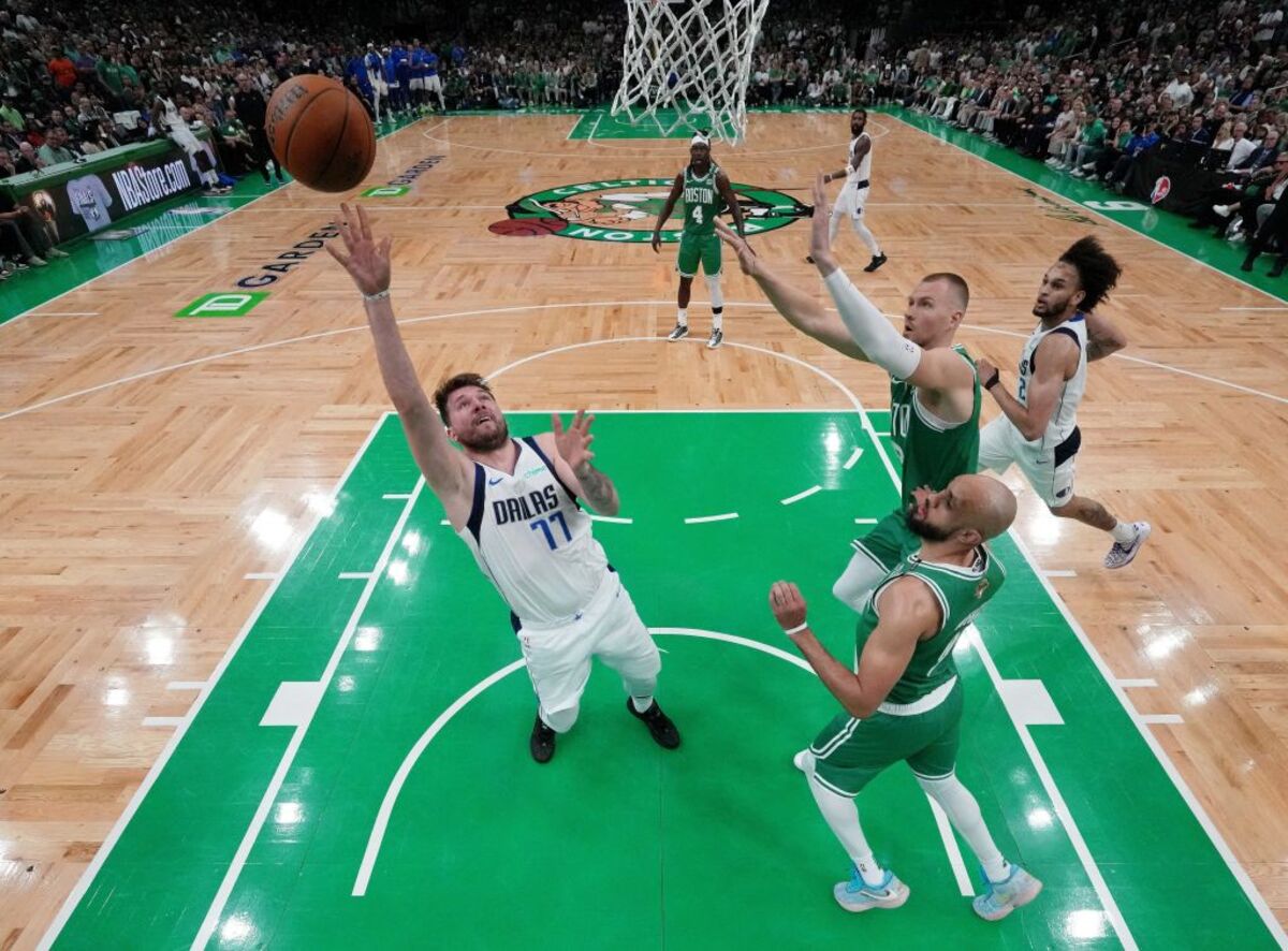 NBA: Finals-Dallas Mavericks at Boston Celtics  / PETER CASEY