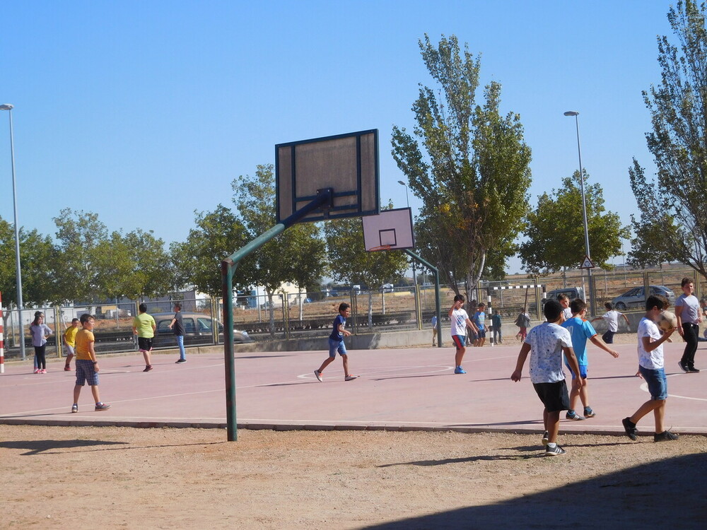 El Ayuntamiento presenta el programa del Verano Joven de 2024