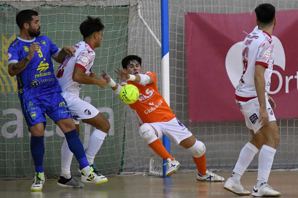 El Peñíscola se llevó el Trofeo Feria de fútbol sala