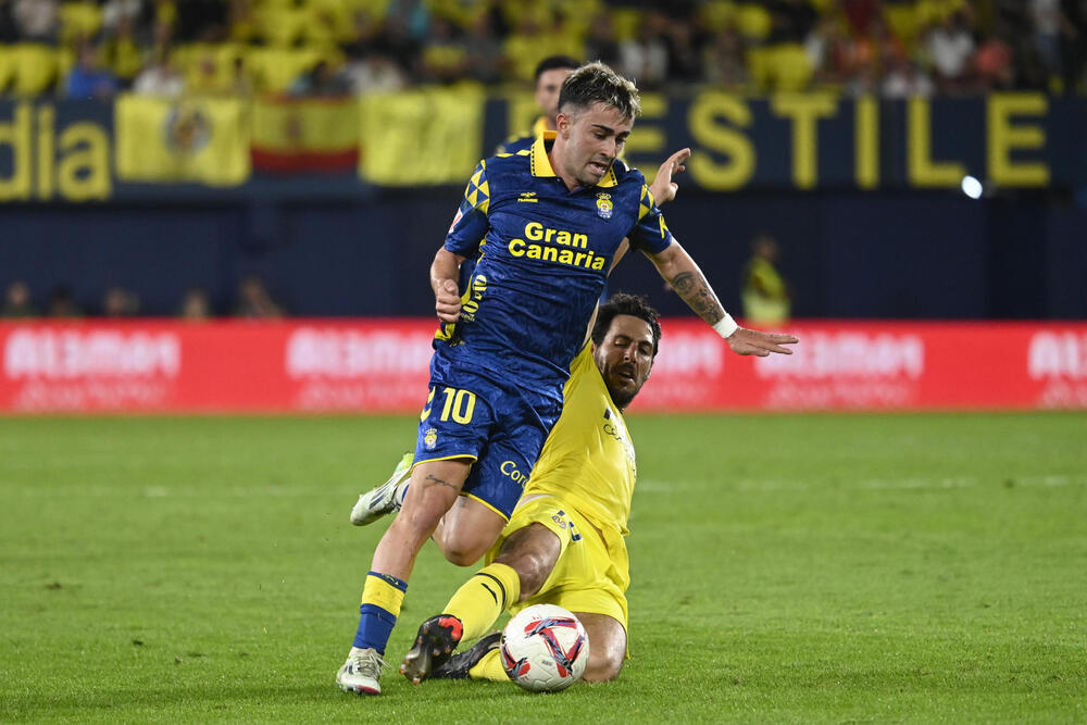 Baena pone tercero al Villarreal 