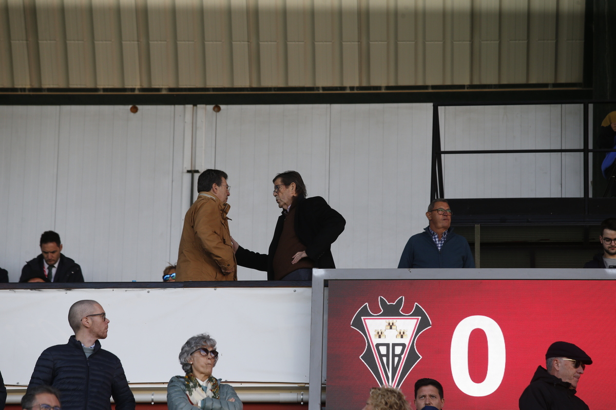 Un momento del partido disputado en el Carlos Belmonte  / JOSÉ MIGUEL ESPARCIA