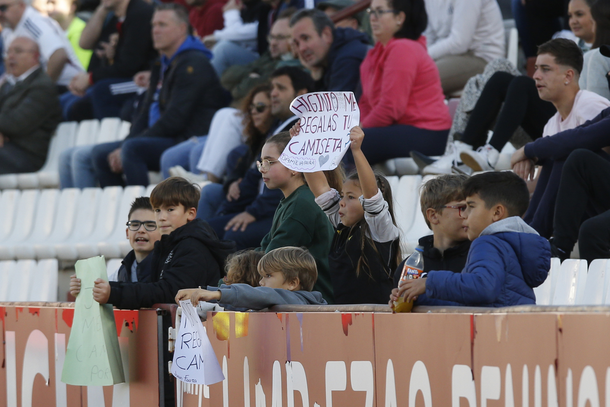 Un momento del partido disputado en el Carlos Belmonte  / JOSÉ MIGUEL ESPARCIA