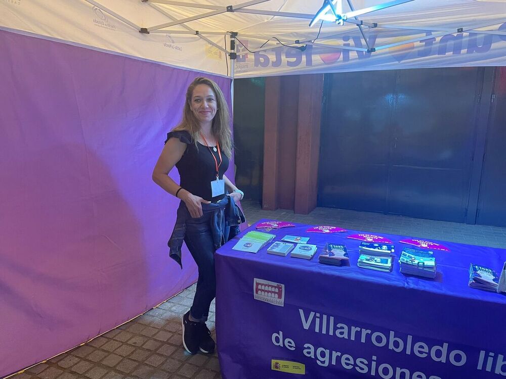 El Punto Violeta previene de las agresiones sexistas en Feria