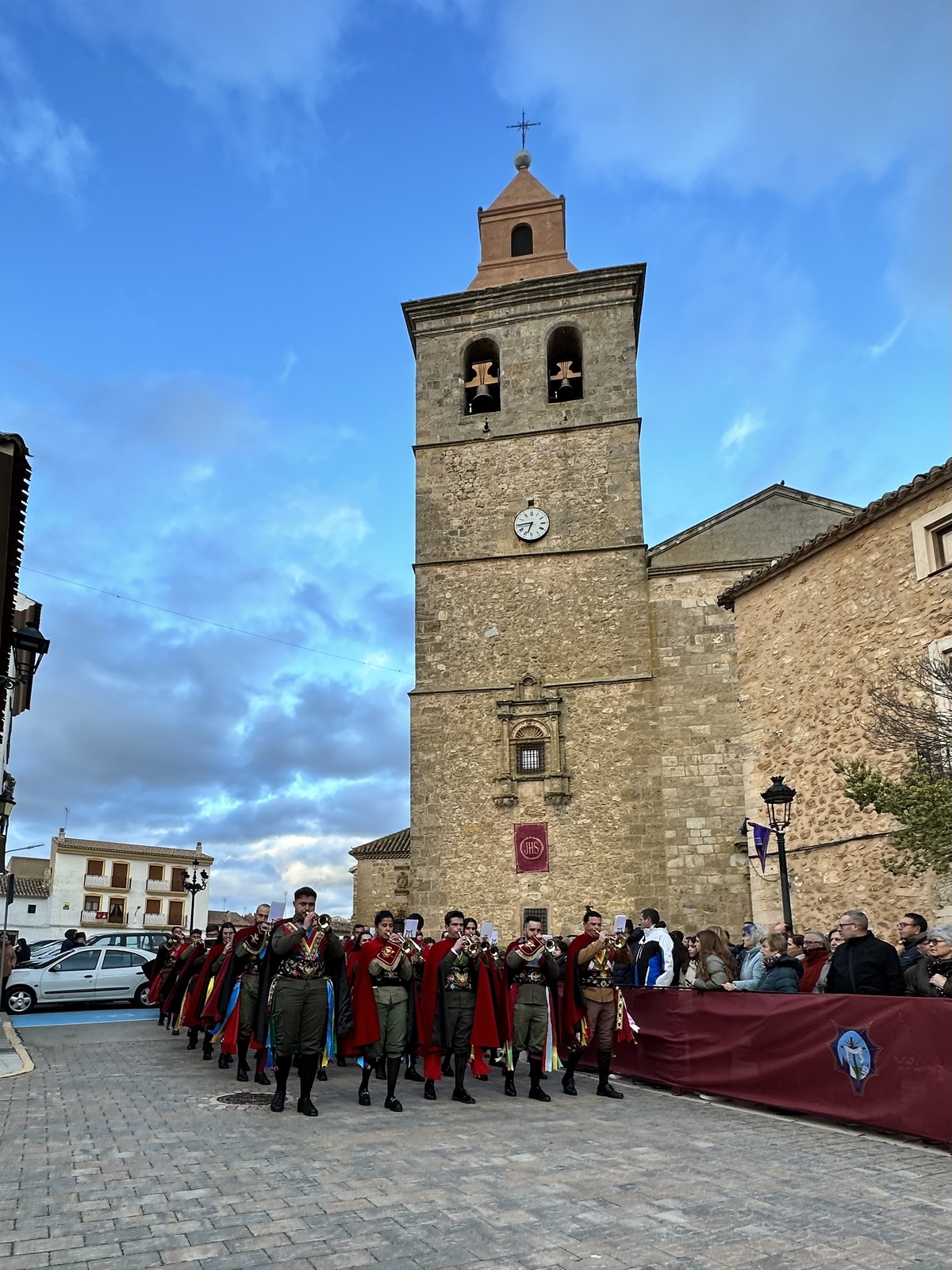 Pasajes de la procesión.  / AYUNTAMIENTO EL BONILLO