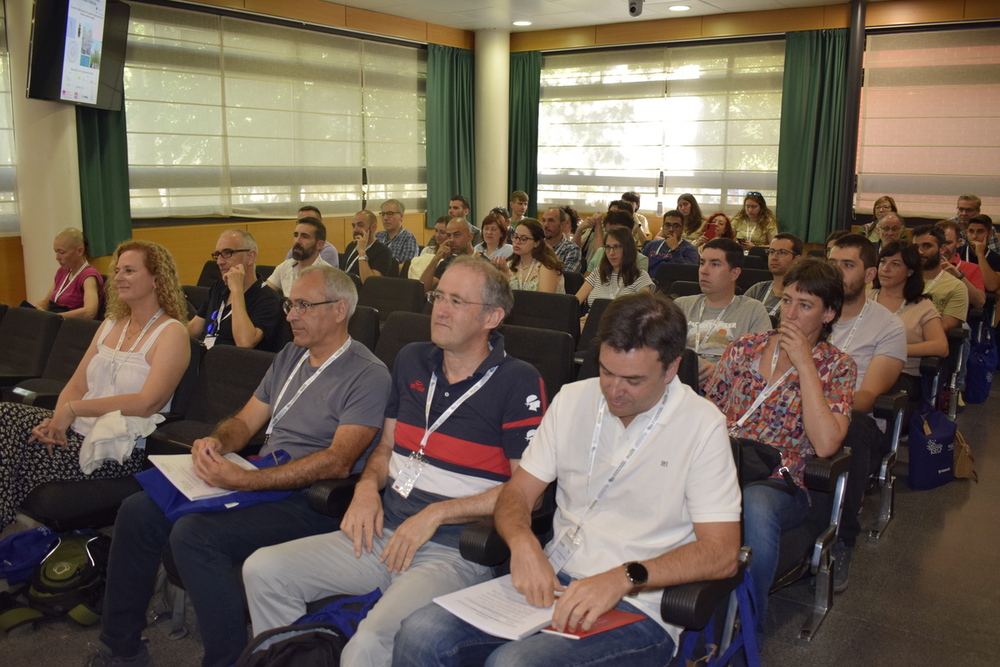 Intervienen expertos de varias universidades y organismos públicos.