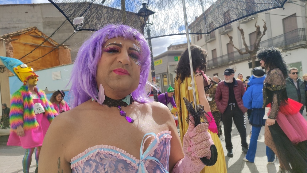 El espectáculo Drag Queen enloquece al público y participantes