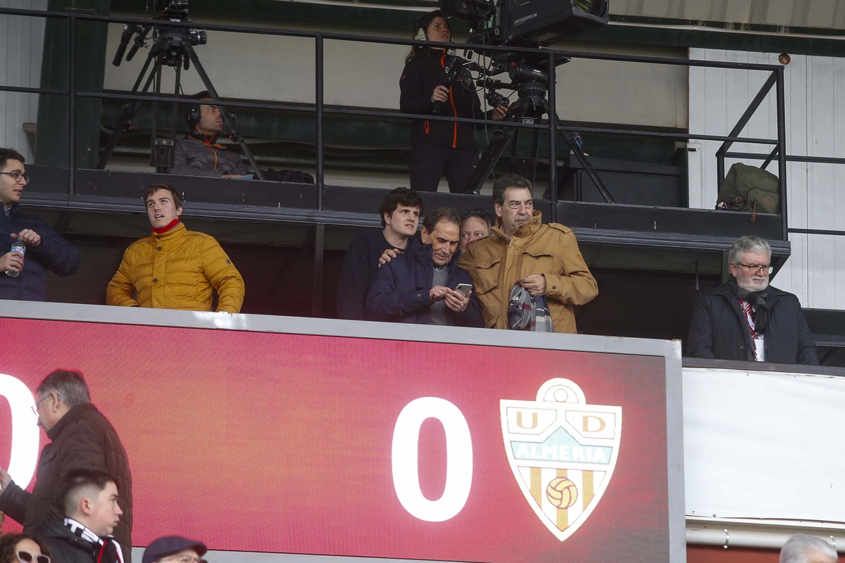 Un momento del partido disputado en el Carlos Belmonte  / JOSÉ MIGUEL ESPARCIA