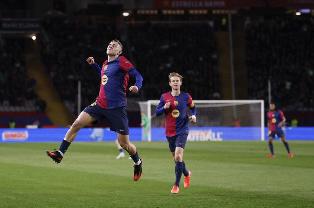 El Barça se levanta en Liga con un siete al Valencia