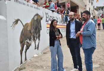 Valera asiste al quinto y último encierro festivo de Elche