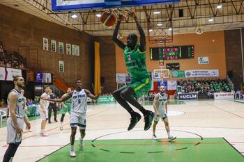 Bamba Fall renueva con el Bueno Arenas Albacete Basket