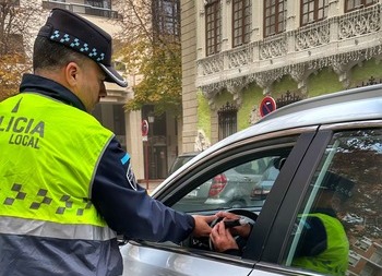 La Policía Local sorprende a dos conductores ebrios