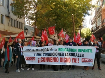 Un 40% del personal de escuelas infantiles secunda la huelga