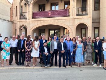 Madrigueras homenajea a su patrón con un gran desfile