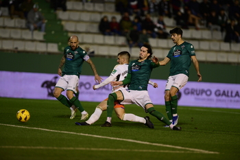 El Albacete cayó con honores en el partido de la temporada
