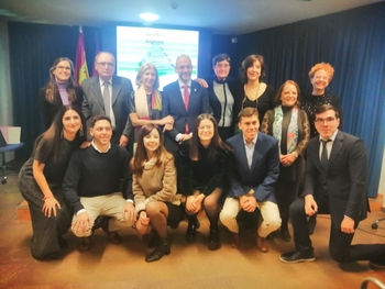 Los farmacéuticos festejan a su patrona en un acto hermandad