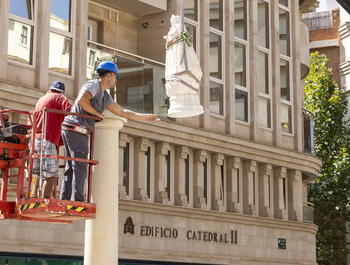 El Triunfo de la Virgen de Los Llanos vuelve a su plaza