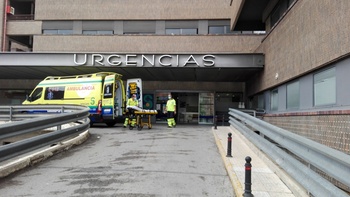 Trasladan al hospital a un joven alterado y ebrio