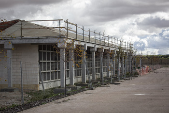 Amplían el plazo para terminar la construcción de 704 nichos