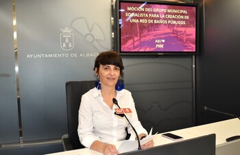 El PSOE propone instalar una red de aseos públicos