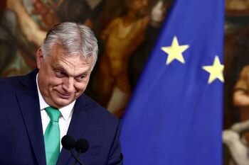 Hungría ve a Ucrania 