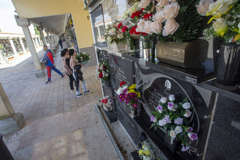 Miles de albacetenses se dieron cita en el Cementerio local