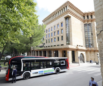 El PSOE pide que el nuevo contrato del autobús traiga mejoras