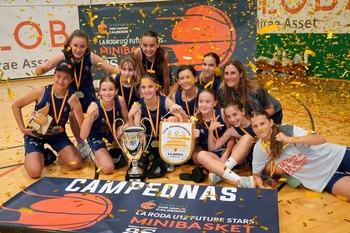 El Valencia Basket ganó el La Roda 'Future Stars' femenino