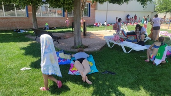 Euforia en la apertura de la piscina de Villarrobledo