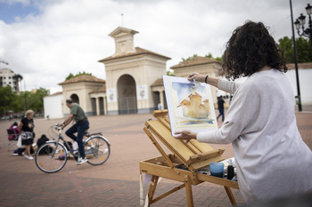 El concurso de pintura ferial se dedica a la Puerta de Hierros