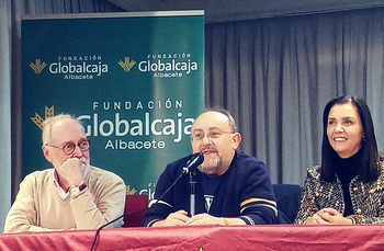 Javier Losán triunfa con dos obras a la vez en el teatro