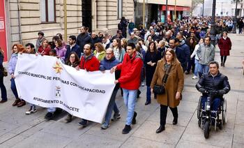 Marchan por la inclusión de las personas con discapacidad