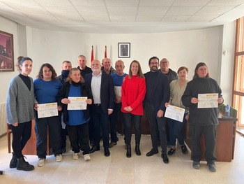 Alcalá clausura un Recual en jardines con ocho alumnos