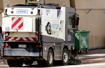 Un vecino se queja por el ruido de las máquinas de limpieza