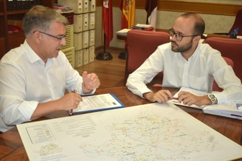 Hellín y la Diputación abordan mejoras en la red vial local