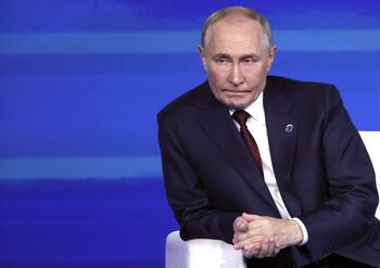 Putin felicita a Trump y al que considera un 