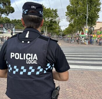 La Policía Local detiene a una persona por alterar el orden