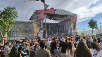 El puente adelanta la llegada de jóvenes al Festival Viña Rock