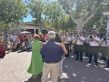 La Fiesta del pasodoble anima la Feria