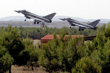 Eurofighter del Ala 14 lideran el desfile de Fuerzas Armadas