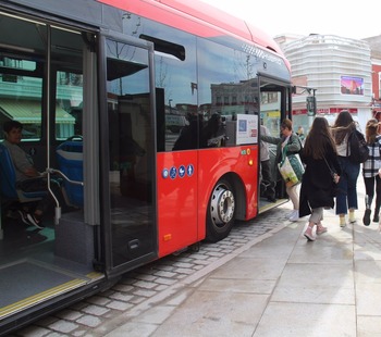 Desconvocada la huelga de autobuses de CCOO