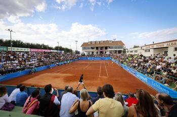 El Club de Tenis Albacete vibró con la II Copa Leyendas