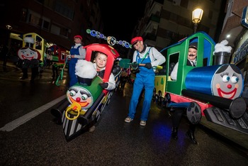 'Karlotta' desluce el desfile carnavalero de la ciudad