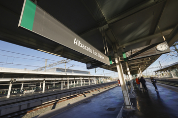 Renfe restablece los Alvia Alicante-Albacete-Santander