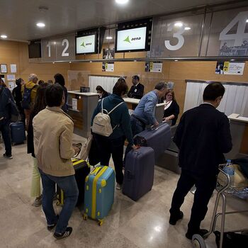 El aeropuerto perdió un 26% de viajeros en el primer semestre