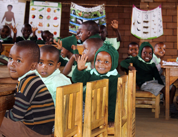 Quijote Team iluminará una escuela para huérfanos en Kenia