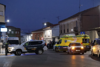 Un hombre se atrinchera con un cuchillo en Casas Ibáñez