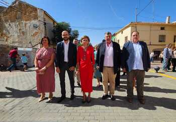 Bonete estrena la remodelación de la Plaza Emilio Teruel