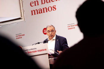 Mora pide al PP que deje de hacer 